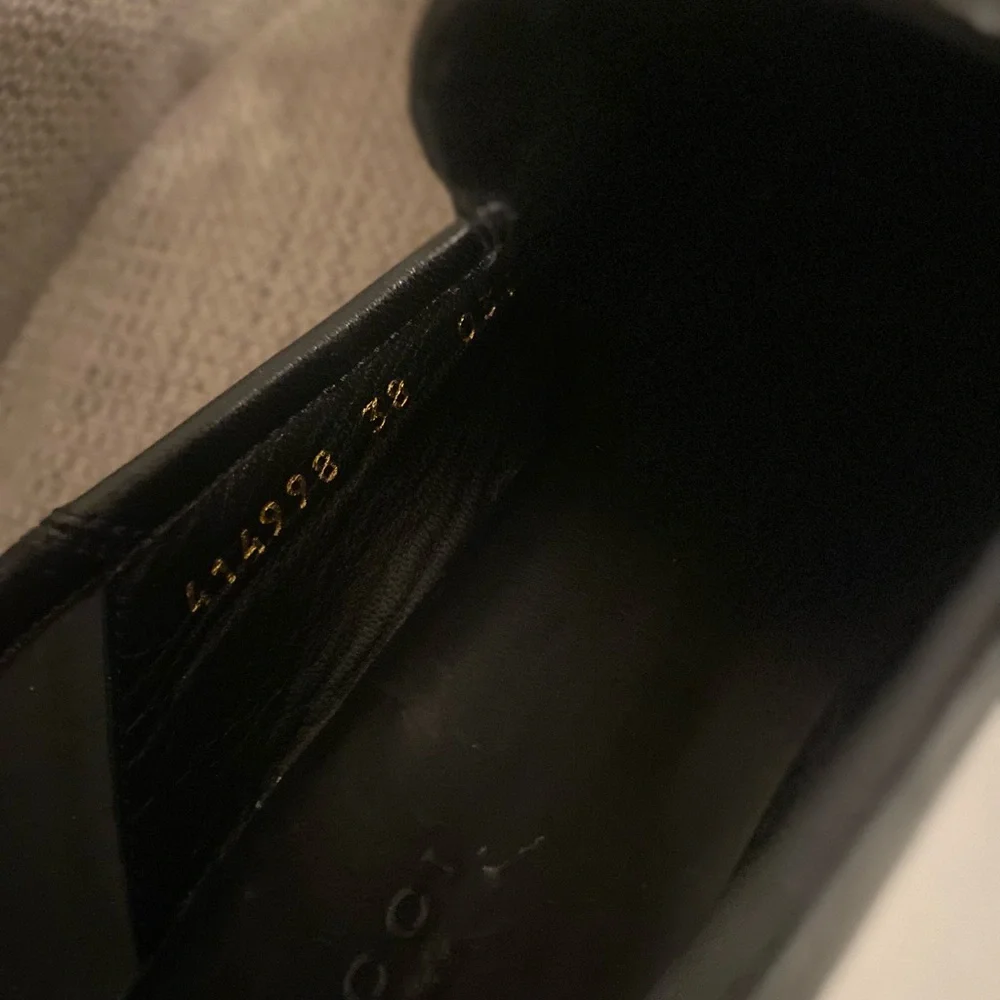 Gucci Black Leather Loafers with Gold Horsebit folds in the back also - Picture 16 of 16